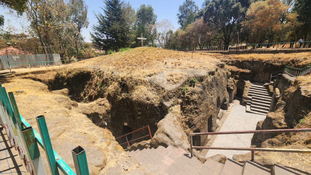 Adadi Mariam Rock Church, Oromo