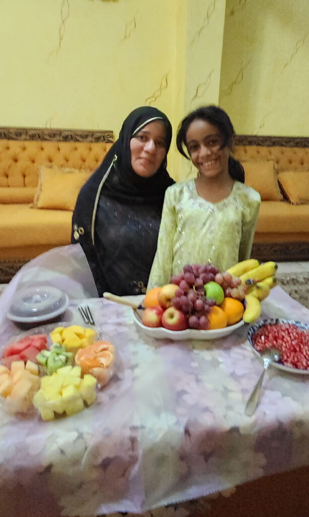 Our Omani dinner hostess and her artistic 9 year old daughter.